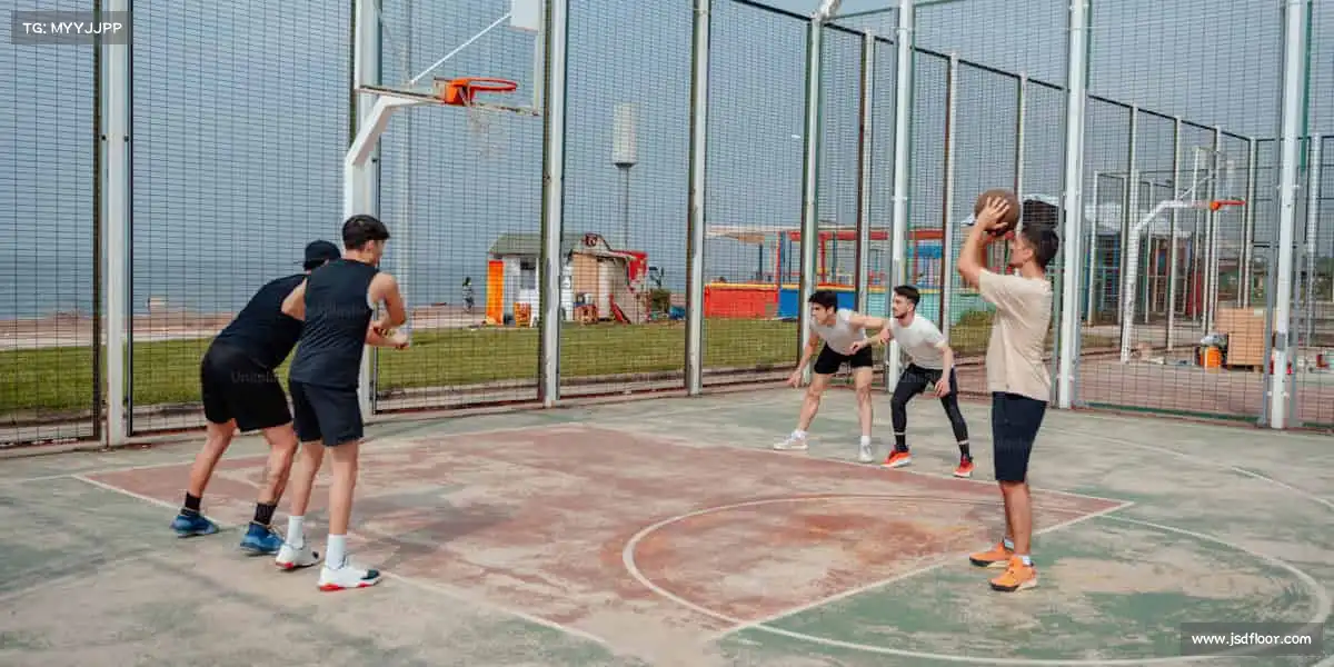 <strong>UED</strong>🏊‍♀️潜入泳池，抛开烦恼 —— 每一次摆臂，都是与自己的温柔较量！